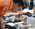 Дайверы: в Индонезии обнаружен черный ящик разбившегося Boeing 737