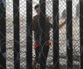 Ради того, чтобы получить убежище в США мигранты в Мексике планируют объявить голодовку