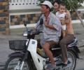 Тощим вьетнамцам запретят ездить на мотоциклах