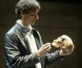 Пианист завещал свой череп для «Гамлета»