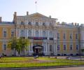 Поступивших в суворовские училища зачислили в другие ВУЗы