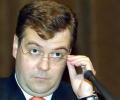 Дмитрий Медведев решил сменить тактику в отношении к Украине