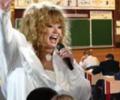 Алла Борисовна будет учить молодых артистов