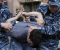 Массовая драка в центре Москвы: около сотни гастарбайтеров набросились на полицейских