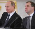 В киоски Администрации президента РФ забросили эротические календари на 2013 год