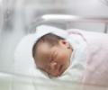 Венгерские врачи помогли родиться здоровому малышу, у матери которого, после инсульта, на 15 неделе беременности умер мозг
