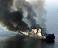 Пожар на торговом судне в Северном море: экипаж корабля оказался в ловушке