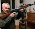 Выдающийся конструктор Михаил Калашников госпитализирован