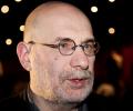 Борис Акунин отказался от участия в литературном форуме из-за Путина