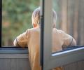 Пьяный 12-летний мальчик прыгнул с пятого этажа и остался жив в Красноярском крае