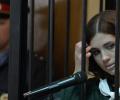 Участнице Pussy Riot Надежде Толоконниковой вручили документы на амнистию
