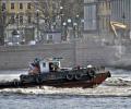 Следователи установили виновного в затоплении буксира на Неве