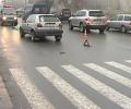 В нижегородском поселке иномарка сбила трех пешеходов, 18-летняя девушка скончалась