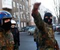 Ночью в центре Киева неизвестные разгромили компьютерный клуб, витрины ресторанов и избили несколько человек