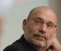 Писатель Борис Акунин не хочет возвращаться в Россию