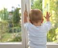 В Подмосковье 2-летний малыш выпал с 11-го этажа и остался жив