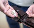 В правительстве признали резкое сокращение доходов граждан