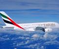 По причине задымления самолет Emirates Airlines экстренно сел в Мумбаи