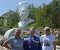 В черногорском поселке был поруган памятник Гагарину