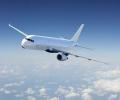 В Белграде по причине трещины в иллюминаторе самолет A321 совершил экстренную посадку