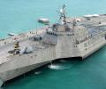 В результате прохода через Панамский канал корабль ВМС США получил повреждение