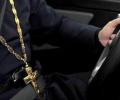 В Москве батюшка на «бумере» насмерть сбил мужчину и скрылся с места аварии