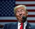 Трамп скандально поздравил своих недругов с Новым годом