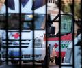В Китае родитель выронил двоих детей с четвертого этажа