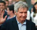 Власти США подтвердили информацию о том, что Харрисон Форд чуть не попал в авиакатастрофу