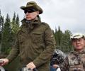 Фото Путина на отдыхе заполонили рунет