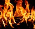 В Краснодаре удалось потушить очень крупный пожар в шинном магазине