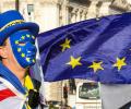    : - Brexit    800  
