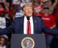 Трамп с претензиями к иностранным рабочим на предмет новой заморозки виз