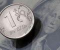 Экономист о двух причинах падения курса рубля
