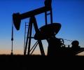 О том, как пандемия существенно сократила запасы нефти во всем мире