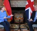 Премьер-министр Великобритании и канцлер Германии договорились о необходимости глобального сотрудничества по Афганистану