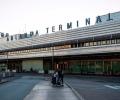 В терминале прибытия Стокгольмского аэропорта Арланда шведская полиция ожидала кого-то значительного