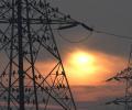 Почему Индия находится на грани беспрецедентного энергетического кризиса