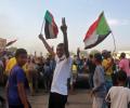 По меньшей мере семеро убиты из-за продолжающихся протестов в Судане