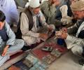 Талибан запрещает иностранную валюту в Афганистане 2021