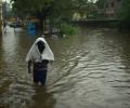 Наводнения в Ченнаи: проливные дожди остановили индийский город