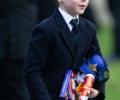 6-летний принц Луи с подарками от фанатов стал звездой интернета