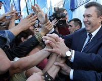 Янукович на Покров вспомнил, что он - украинский казак
