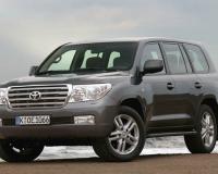    Toyota Land Cruser  2,6 . 