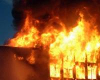 В Санкт-Петербурге загорелся завод «Светлана»