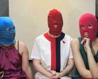 Житель Петербурга зашил себе рот в поддержку Pussy Riot