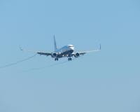   -      Boeing 737-800