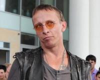 Охлобыстин научил своих детей стрельбе