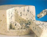 Сыр с плесенью снижает вероятность инсульта