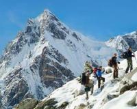 Стали известны имена туристов из России, попавших под лавину в горах Грузии